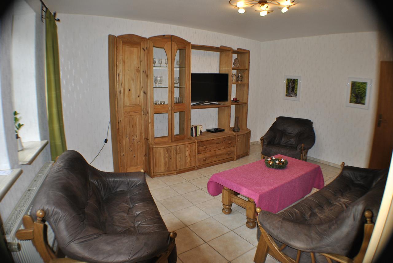 Apartmenthaus „Am Gersthof“ Am Nationalpark Kellerwald-Edersee Gellershausen ภายนอก รูปภาพ