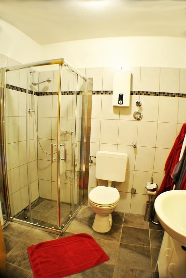 Apartmenthaus „Am Gersthof“ Am Nationalpark Kellerwald-Edersee Gellershausen ภายนอก รูปภาพ